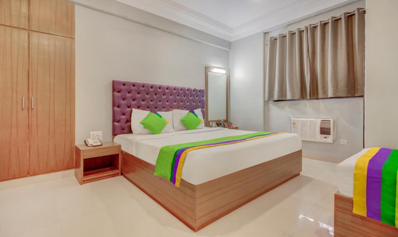 Hotel Treebo Cruz Royale Santacruz West Bombaj Exteriér fotografie